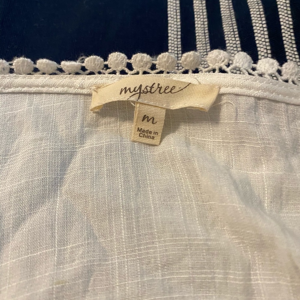 Blouse - Picture 2 of 2